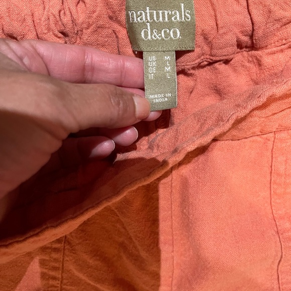 Women’s 2 Pairs Of Natural D & Co Linen Blend Pants Size Med - Picture 3 of 6